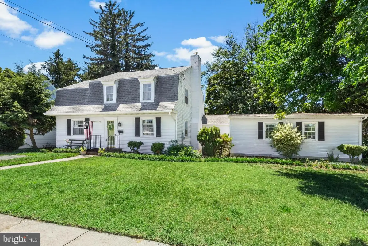 526 N Shipley St, Seaford, DE 19973 - #1