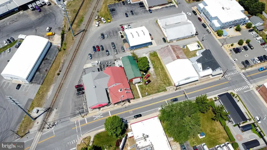 412 Market St, Bridgeville, DE 19933 - #3