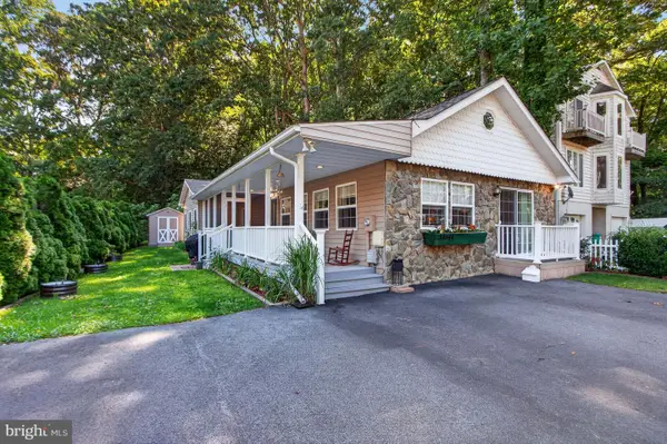 33641 Woodland Cir, LEWES, DE 19958