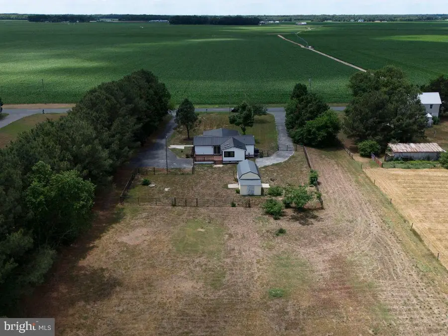 32901 Mount Pleasant Rd, Laurel, DE 19956 - #2