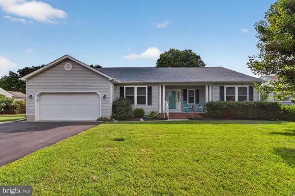 12 Eagle Dr, REHOBOTH BEACH, DE 19971