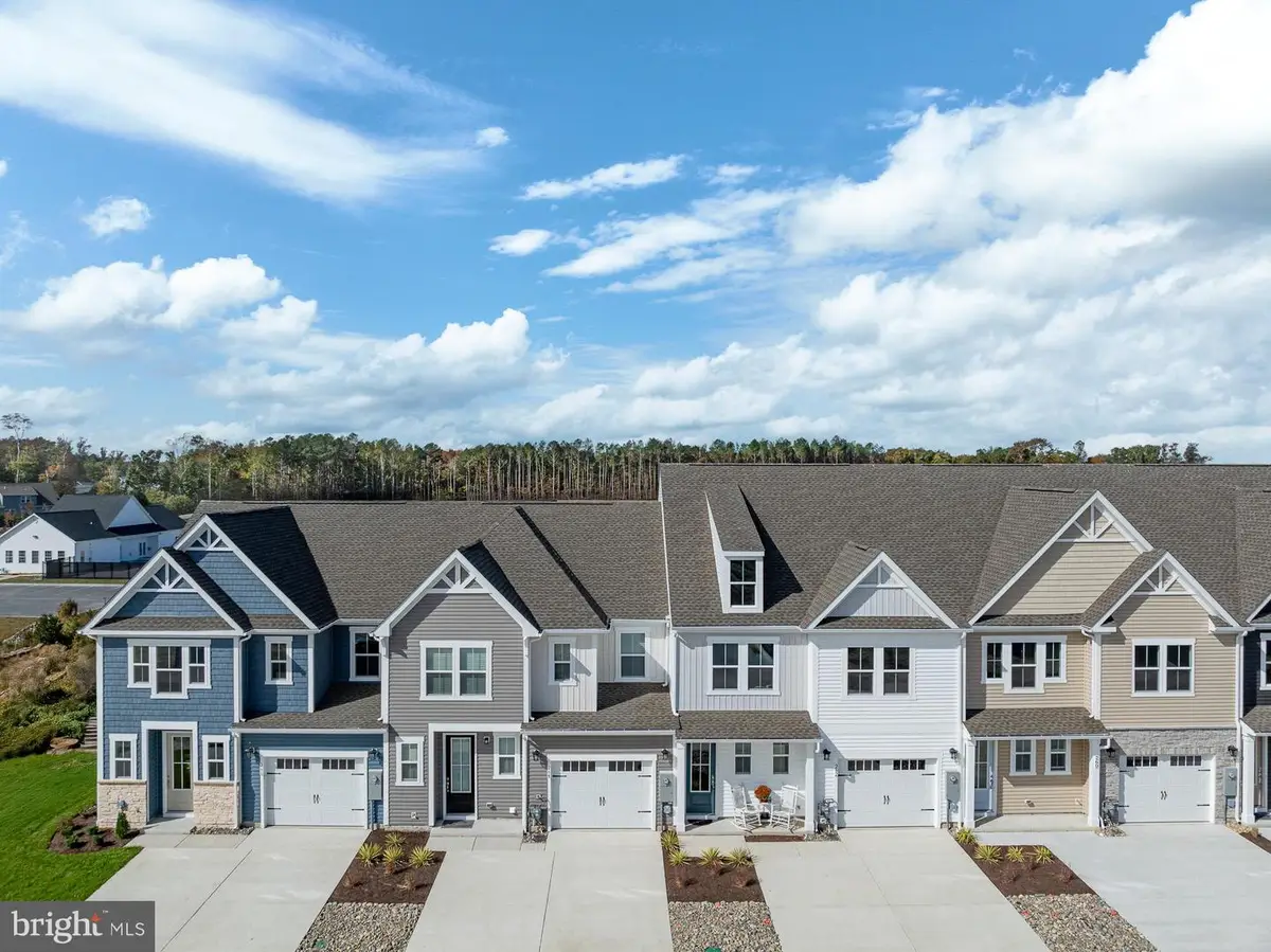 329 Gallagher Dr, Ocean View, DE 19970 - #1