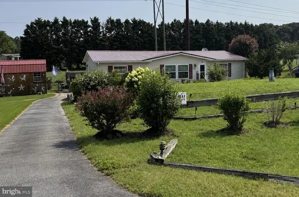 10 Circle Dr, MILTON, DE 19968
