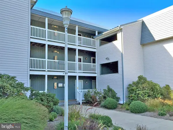 35979 Condo Dr #b-303, REHOBOTH BEACH, DE 19971