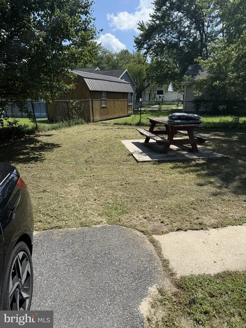 530 W 7 Th St, Laurel, DE 19956 - #3