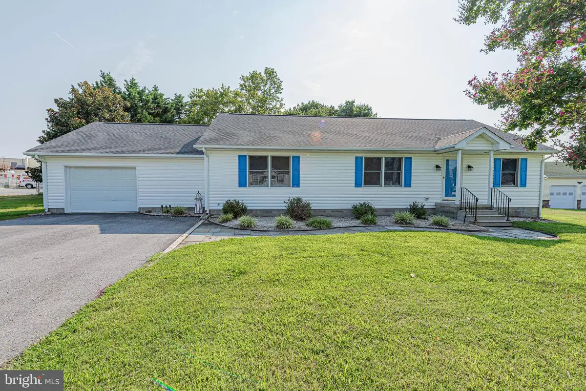 38095 Sandy Cove Rd, Ocean View, DE 19970 - #1