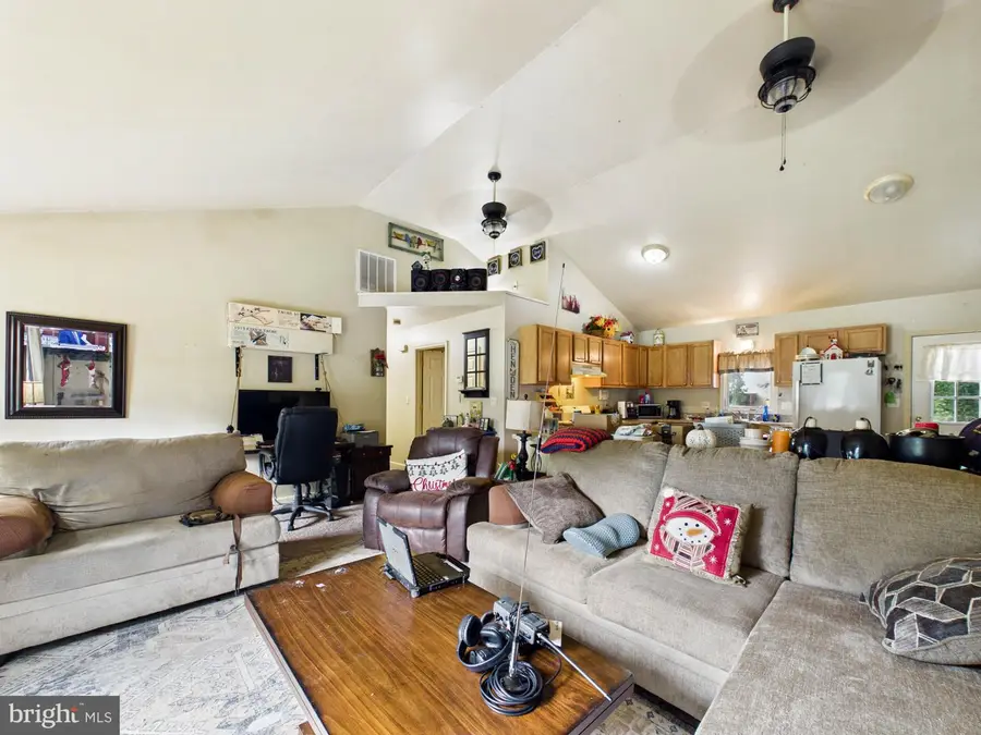 34222 Bi State Blvd, Laurel, DE 19956 - #2
