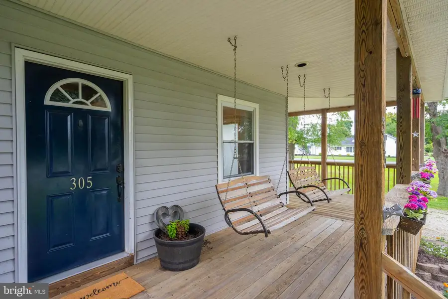 305 Laurel Rd, Millsboro, DE 19966 - #3