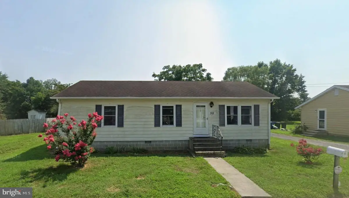 511 W 8th St, Laurel, DE 19956 - #1