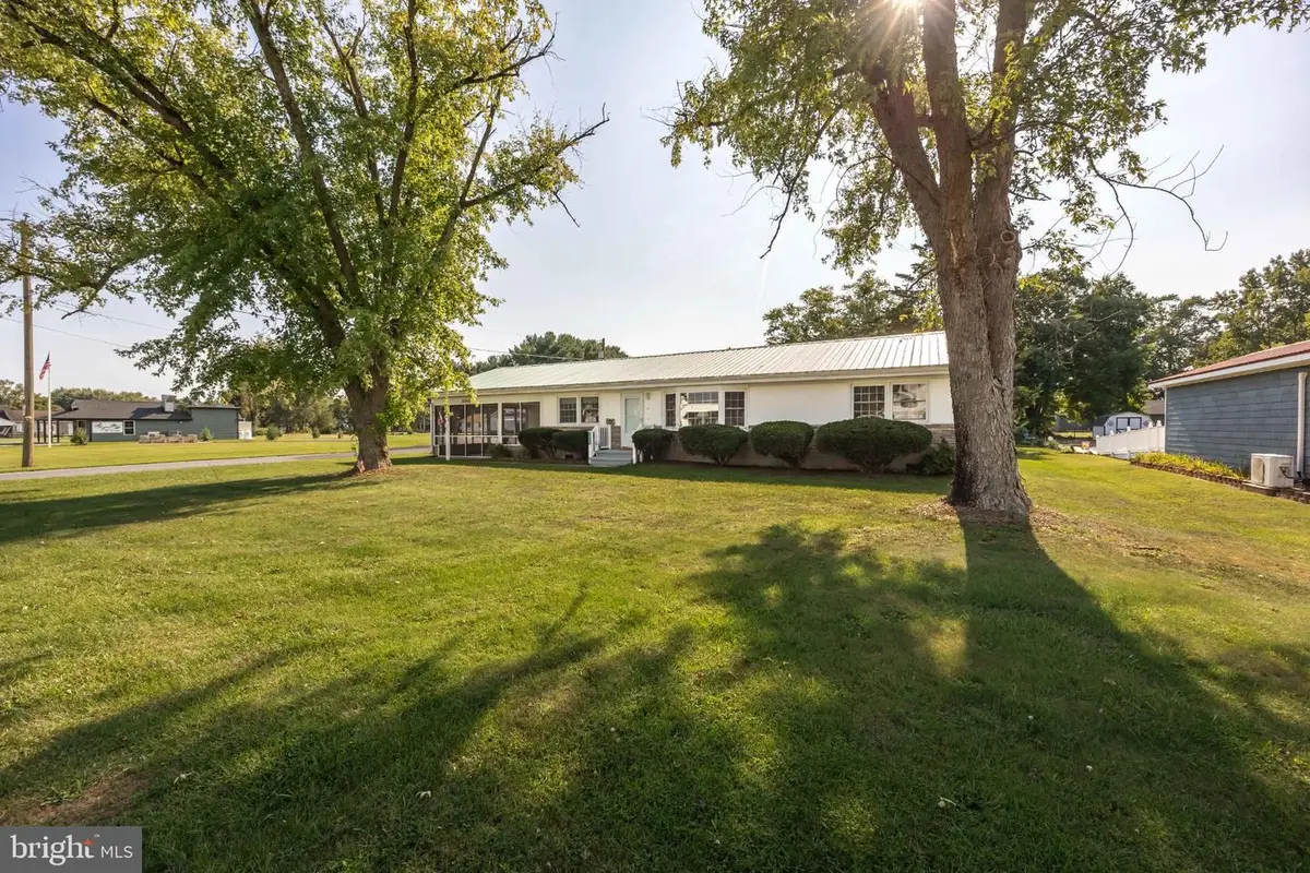 33259 Main St, Dagsboro, DE 19939 - #1