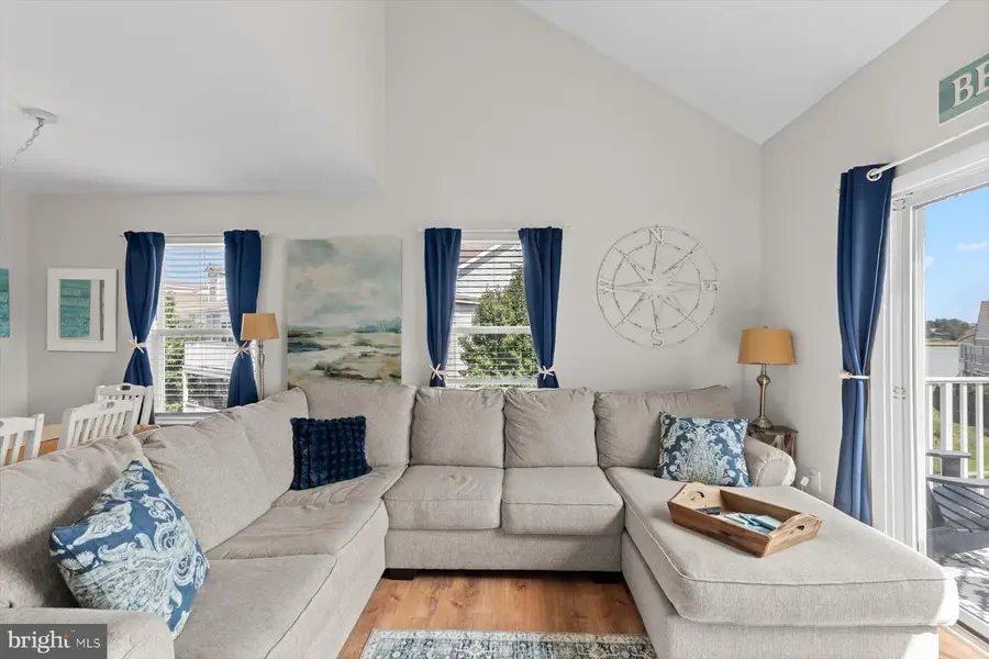 30380 Crowley Dr #417, Ocean View, DE 19970 - #2