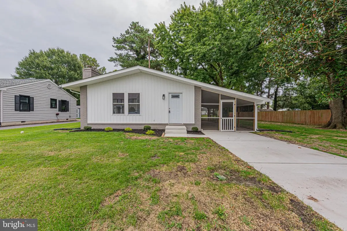 321 N Willey St, Seaford, DE 19973 - #1