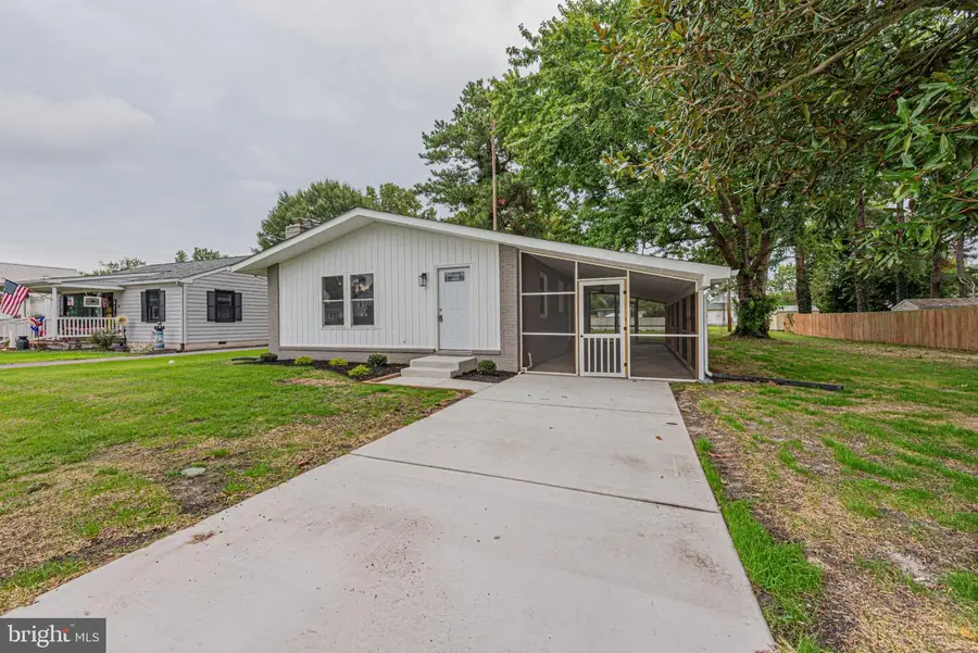 321 N Willey St, Seaford, DE 19973 - #3