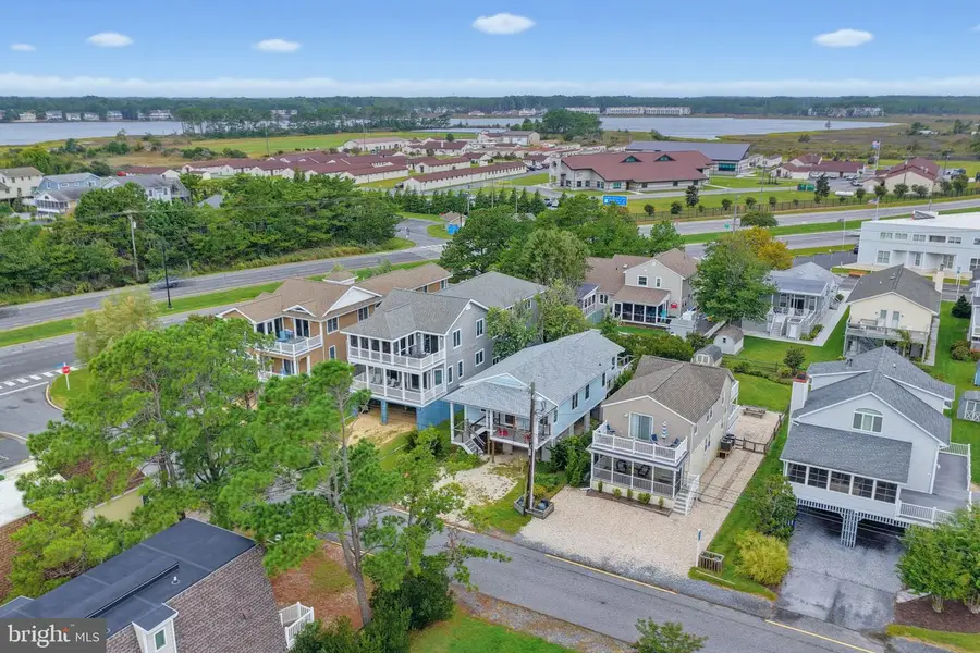 215 4th St, Bethany Beach, DE 19930 - #2