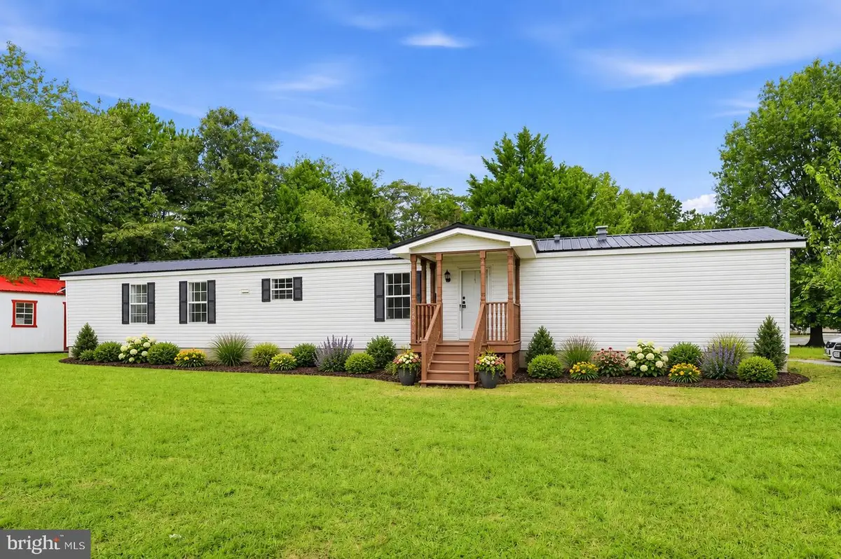 32060 N Spring Ct, Laurel, DE 19956 - #1