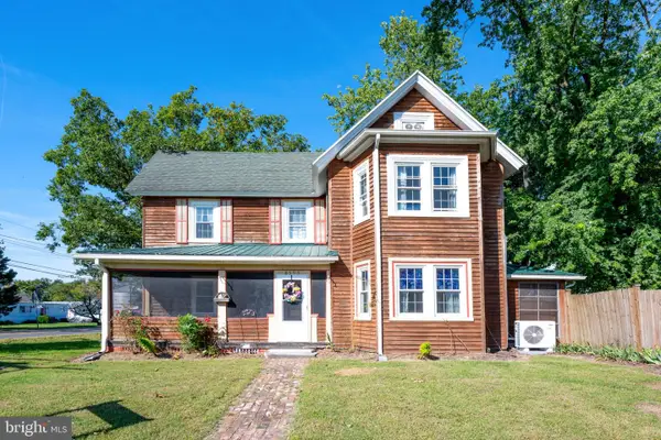 8595 Hearns Pond Rd, SEAFORD, DE 19973