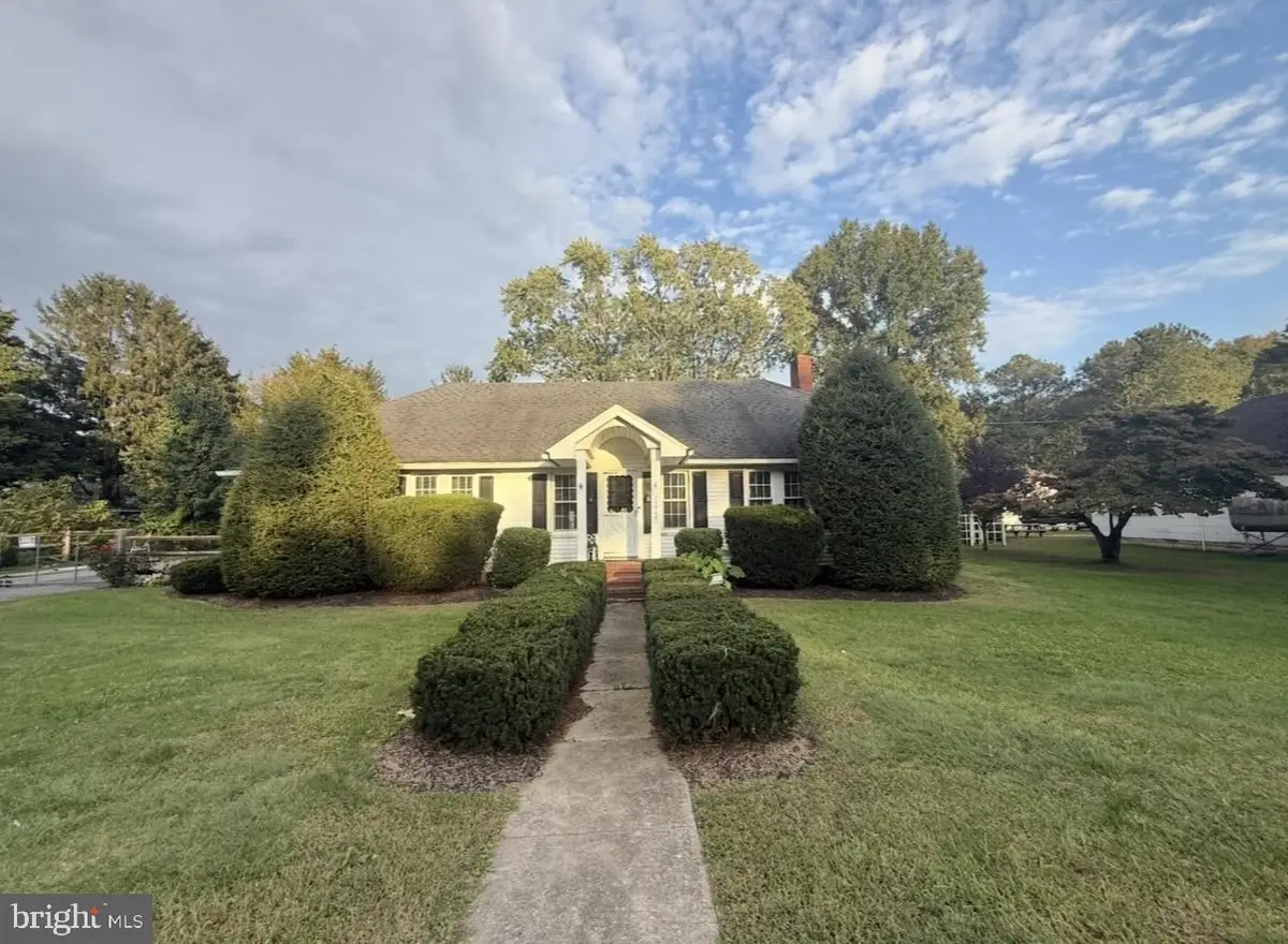 12727 Dupont Blvd, Ellendale, DE 19941 - #1