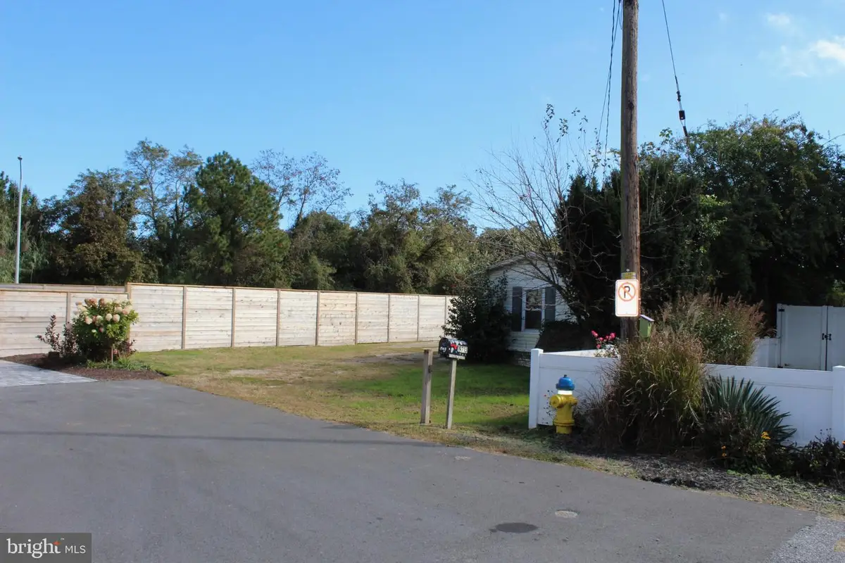 19711 Norwood St, Rehoboth Beach, DE 19971 - #1