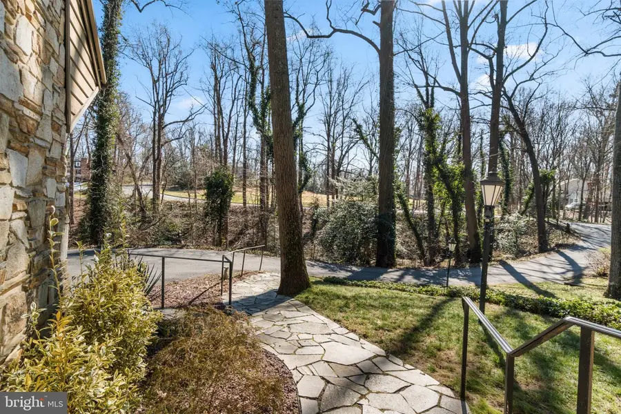 207 Saint Andrews Rd, Severna Park, MD 21146 - #2