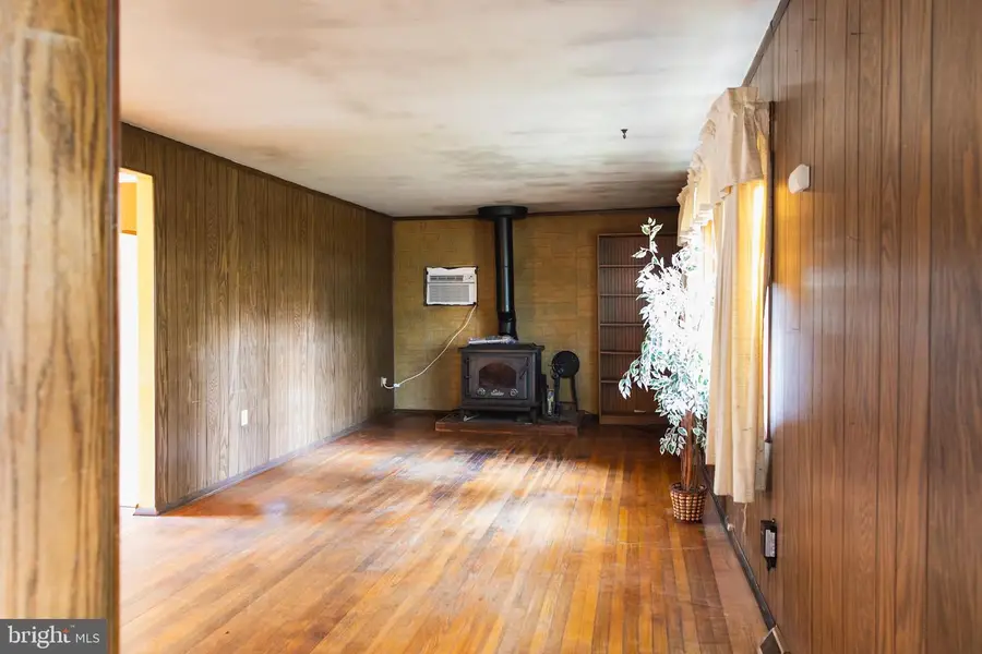 584 Brightview Dr, Millersville, MD 21108 - Image #3