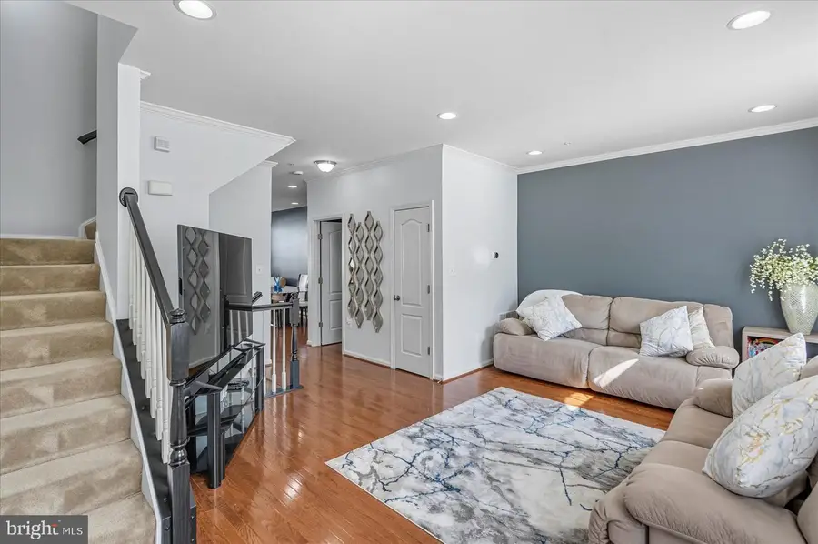 7926 Silver Oak Rd, Hanover, MD 21076 - Image #2