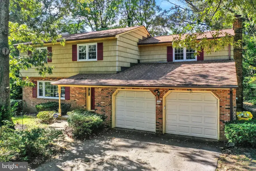 201 Oak Ave, Severna Park, MD 21146 - Image #3
