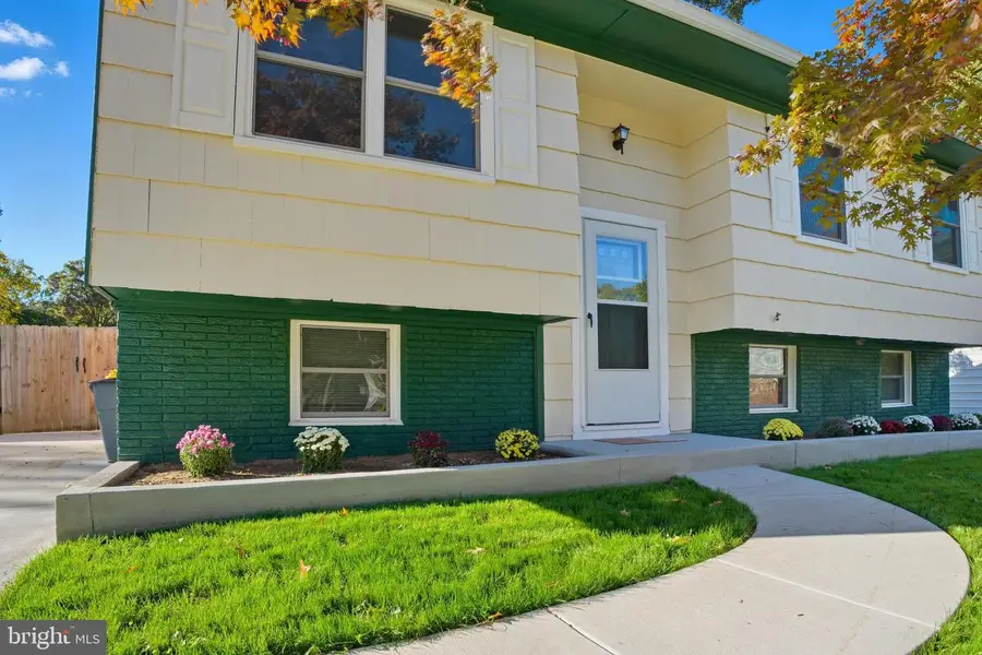 8224 Bernard Dr N, Millersville, MD 21108 - Image #2