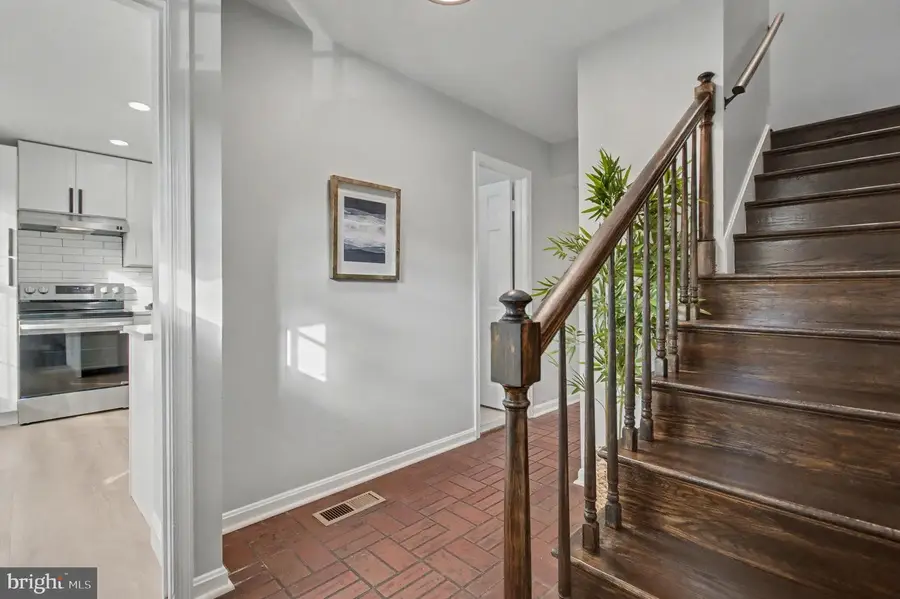 1729 Dana St #6, Crofton, MD 21114 - Image #3