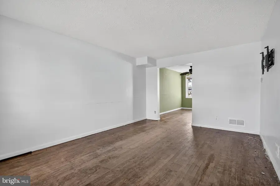 458 Seward Ave, Baltimore, MD 21225 - Image #3