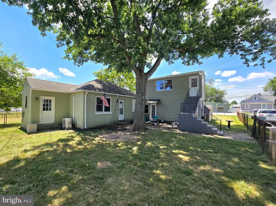 151 Riviera Dr, Pasadena, MD 21122 - Image #2