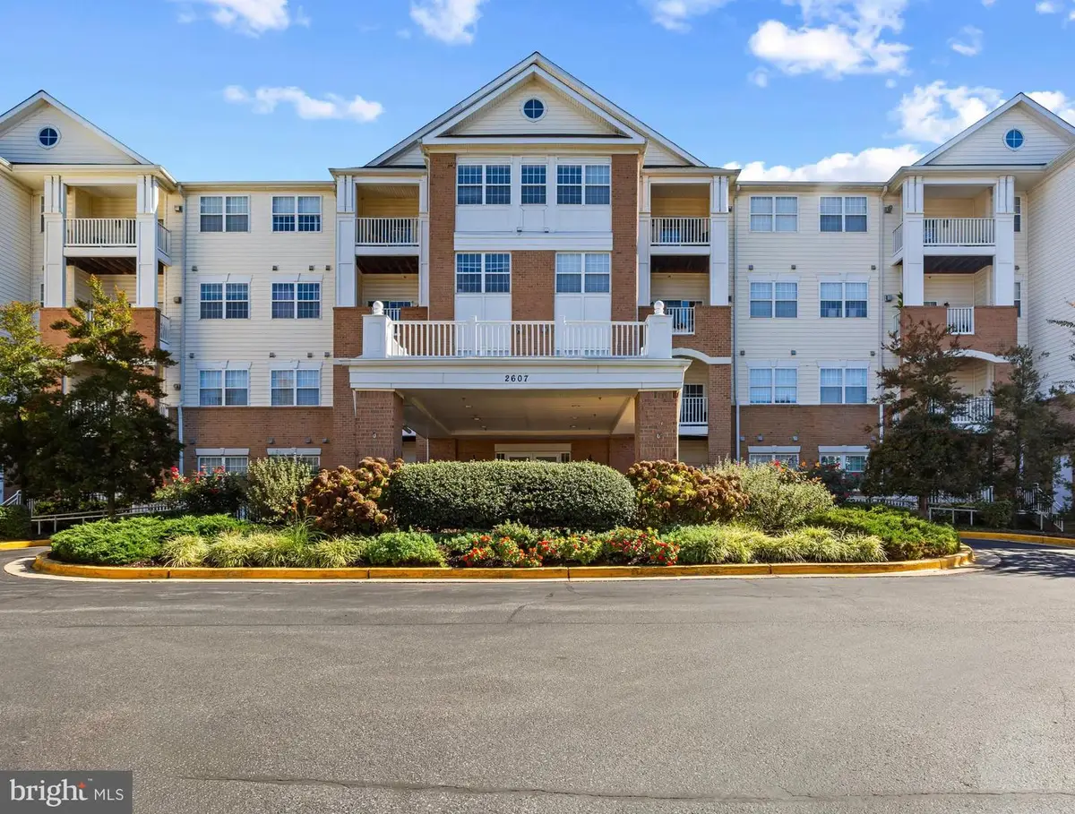 2607 Chapel Lake Dr #208, Gambrills, MD 21054 - Image #1
