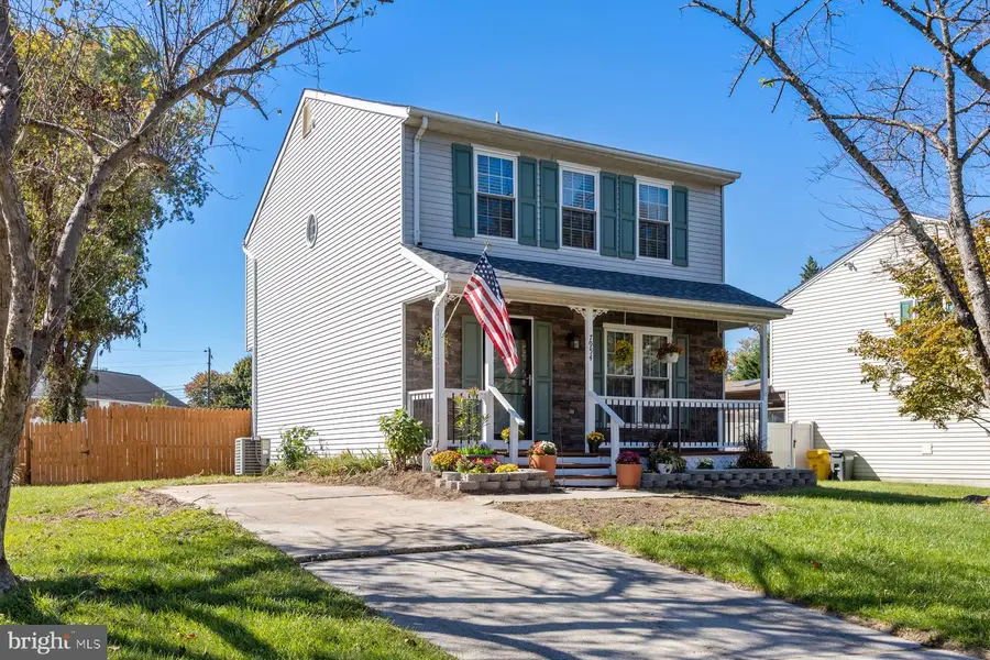 7954 Cobbler Ln, Pasadena, MD 21122 - Image #3