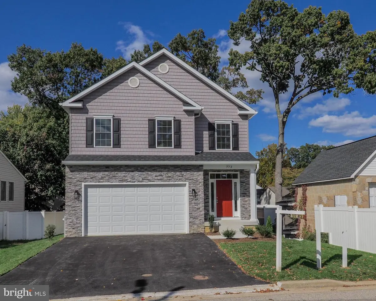 772 209th St, Pasadena, MD 21122 - Image #1