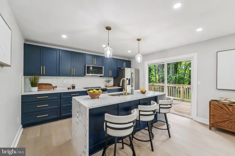 9168 Fort Smallwood Rd, Pasadena, MD 21122 - Image #3