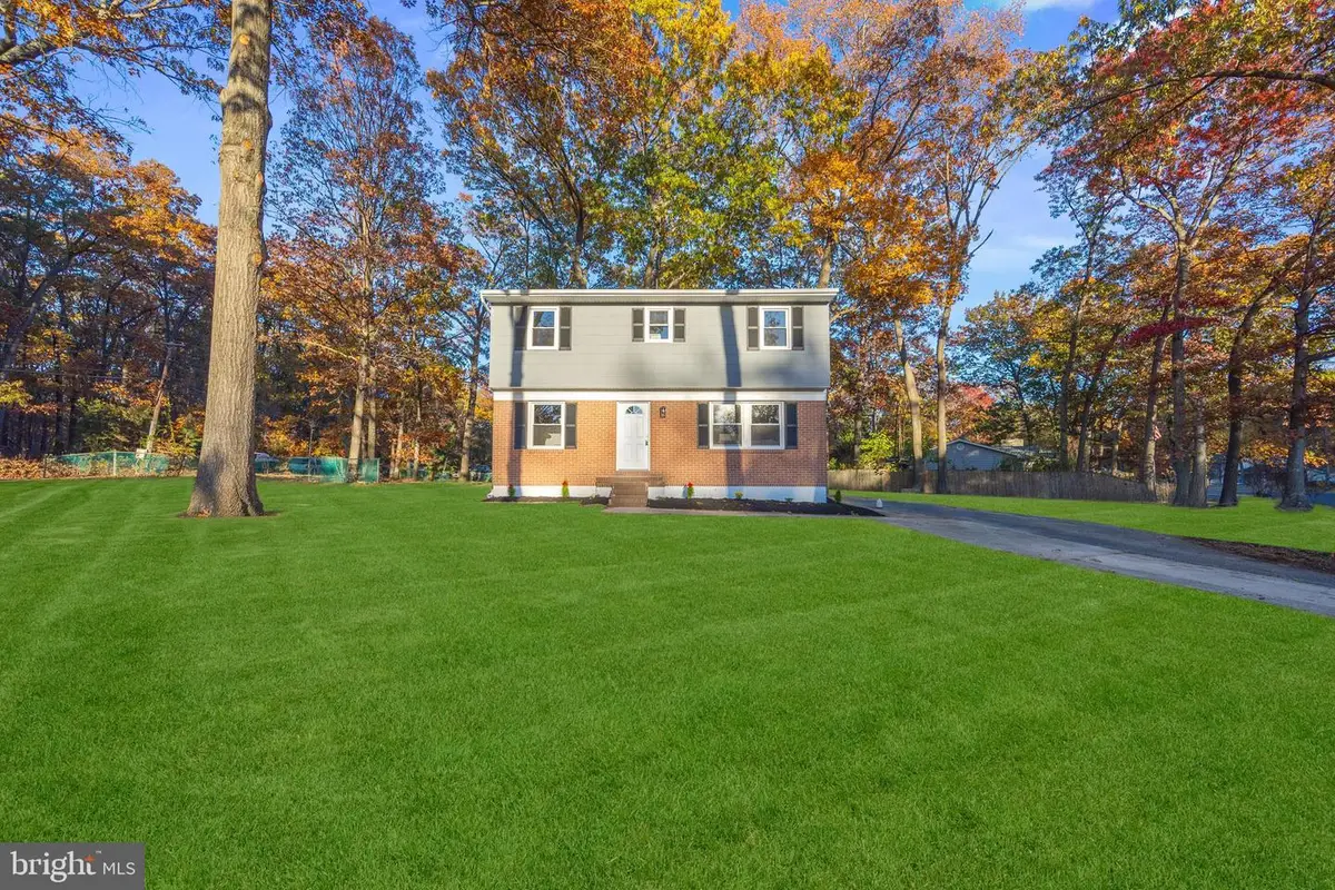 8344 Fairwood Dr, Pasadena, MD 21122 - Image #1