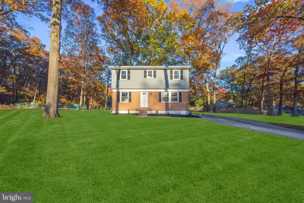 8344 Fairwood Dr, PASADENA, MD 21122