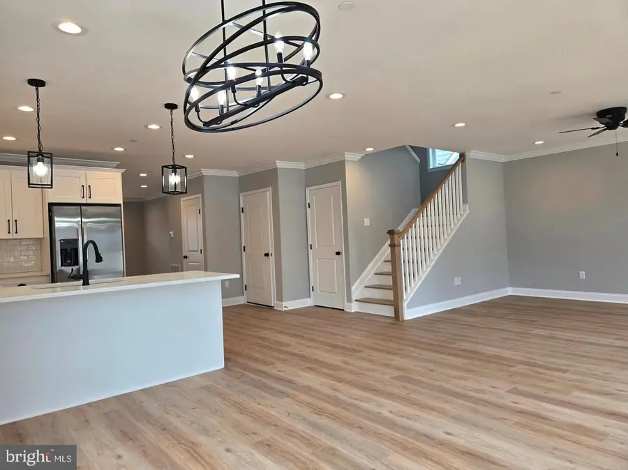 8478 Garden Rd, Pasadena, MD 21122 - Image #2