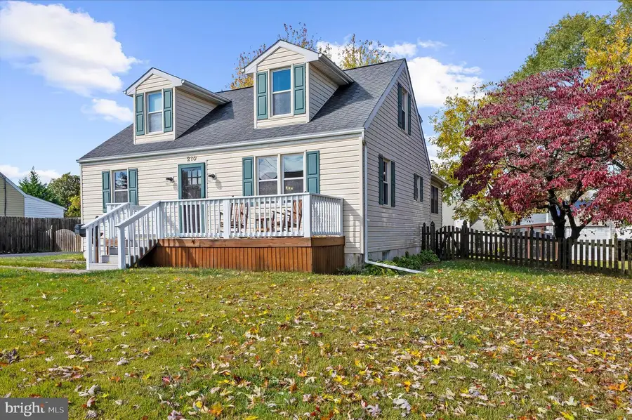 210 Arundel Rd, Pasadena, MD 21122 - Image #3
