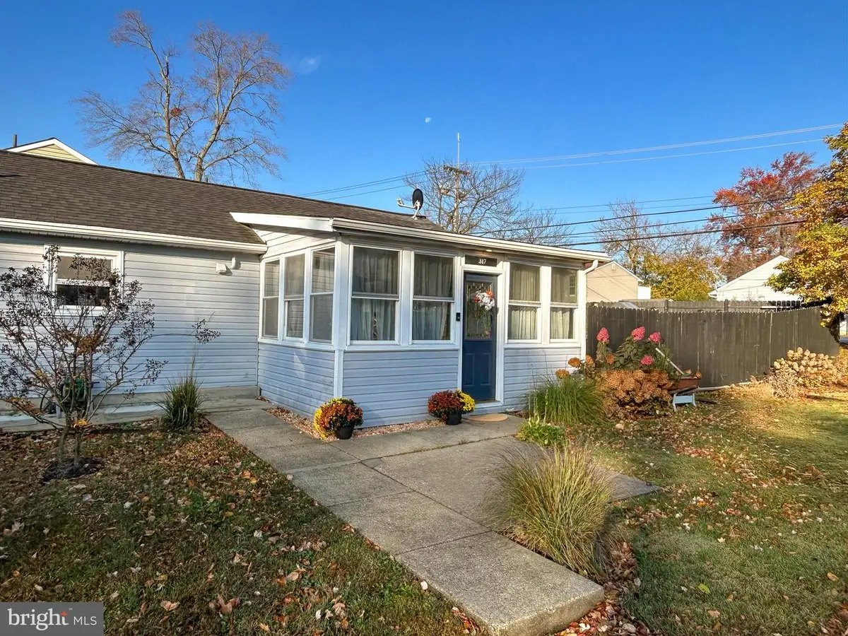 317 Londontown Rd, Edgewater, MD 21037 - Image #1