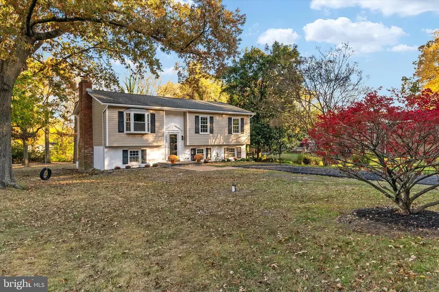 7963 Oak Rd, Pasadena, MD 21122 - Image #2