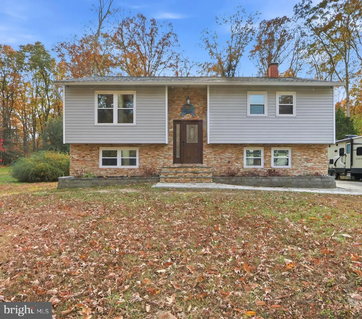 1215 Holmewood Dr, Pasadena, MD 21122 - Image #1