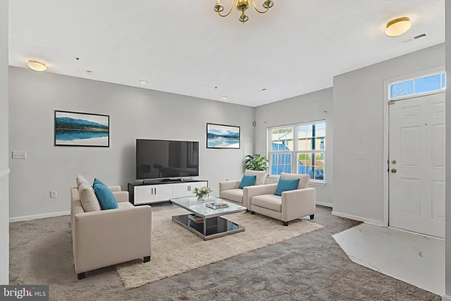 8206 Barrington Ct, Severn, MD 21144 - Image #2