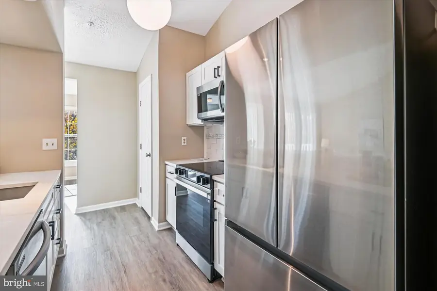 717 Deering Rd #5l, Pasadena, MD 21122 - Image #2