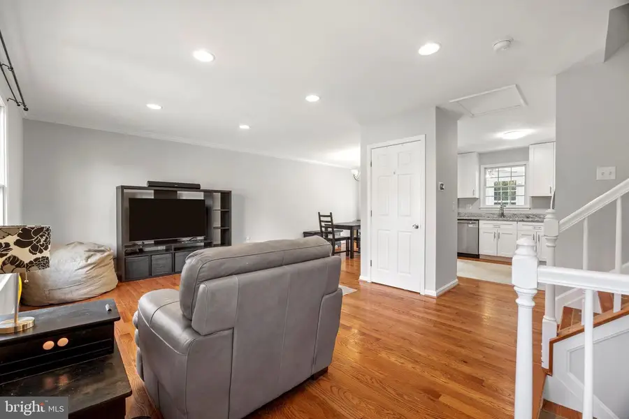 300 Twin Oaks Rd, Linthicum Heights, MD 21090 - Image #3