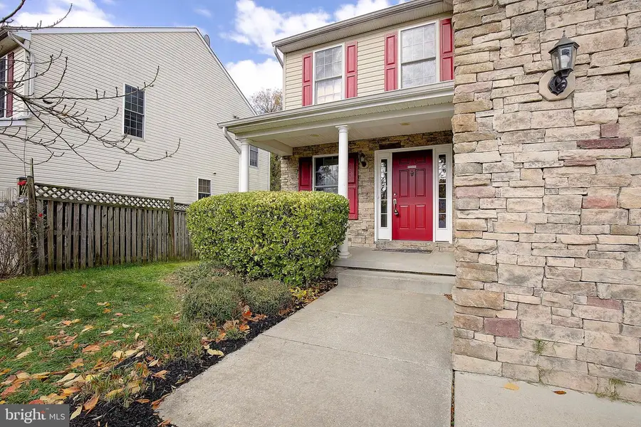 684 213th St, Pasadena, MD 21122 - Image #3