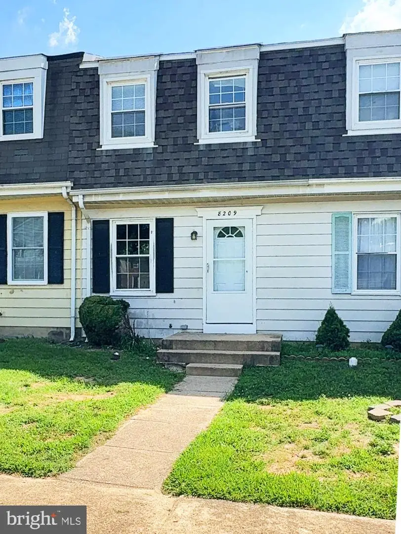 8209 Stewarton Ct, Severn, MD 21144 - Image #1