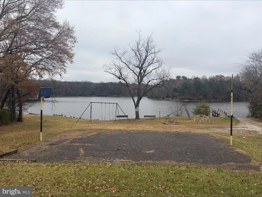 18 Ivy Ln, Glen Burnie, MD 21060 - Image #3