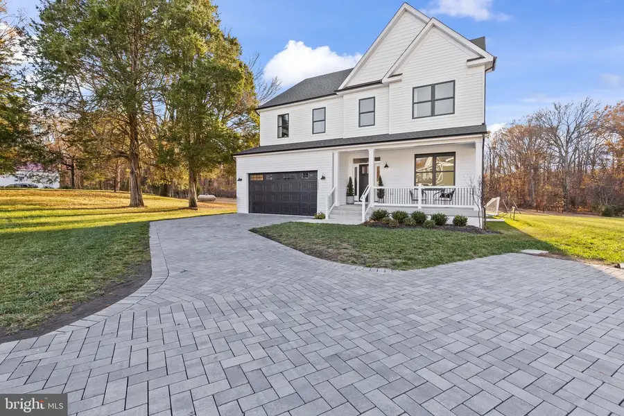 1305 Dark Horse Ct, Edgewater, MD 21037 - Image #2