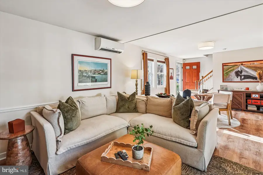 832 Clifton Ave, Arnold, MD 21012 - Image #2