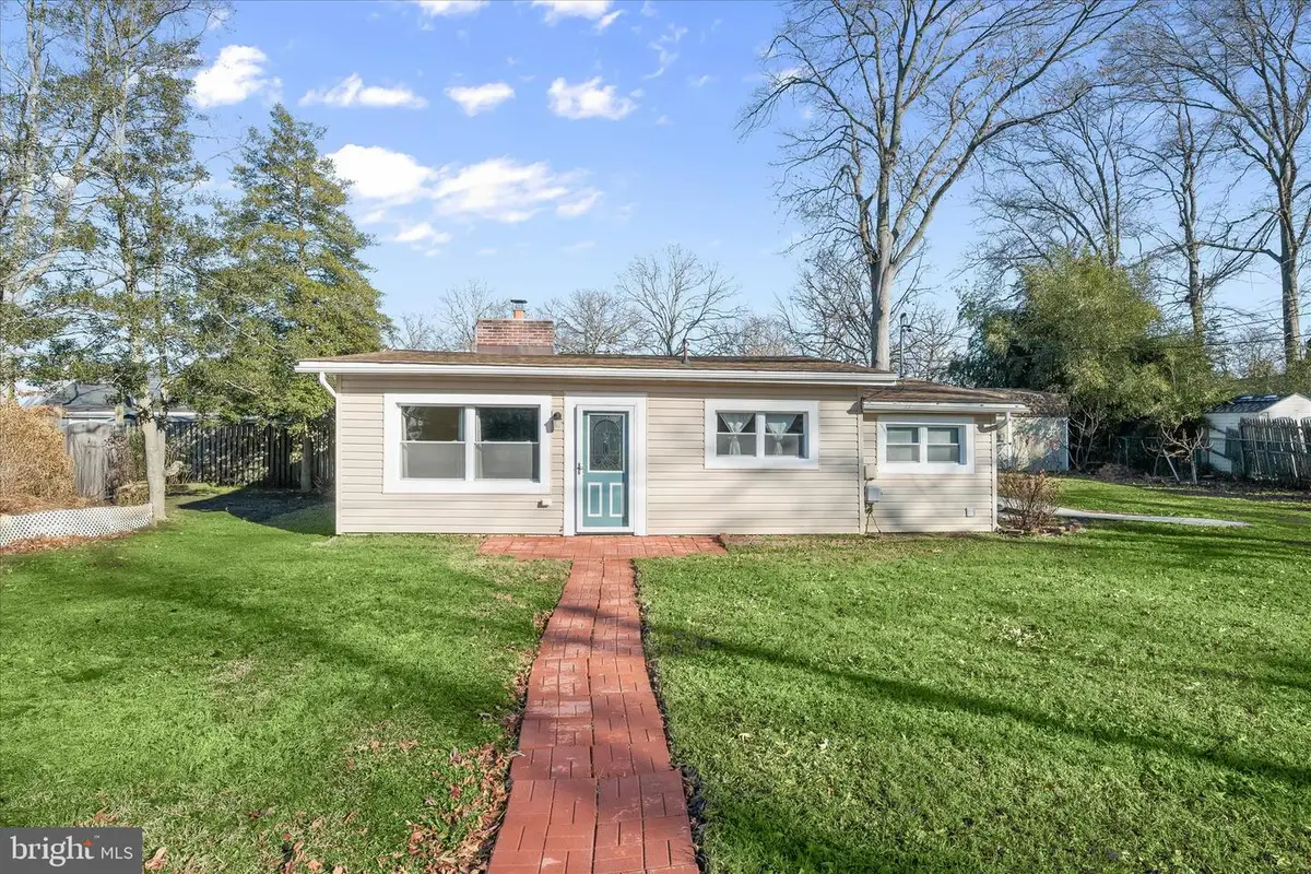 1639 Elkridge Dr, Edgewater, MD 21037 - Image #1